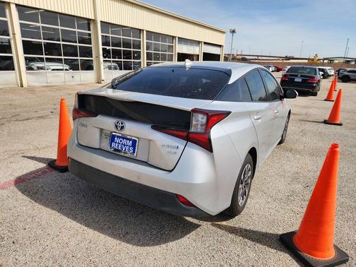 2019 Toyota Prius XLE