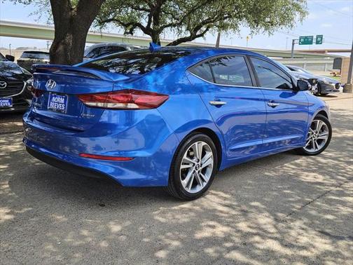 2017 Hyundai ELANTRA Limited
