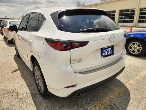 Rhodium White Metallic 2024 Mazda CX-5 2.5 S