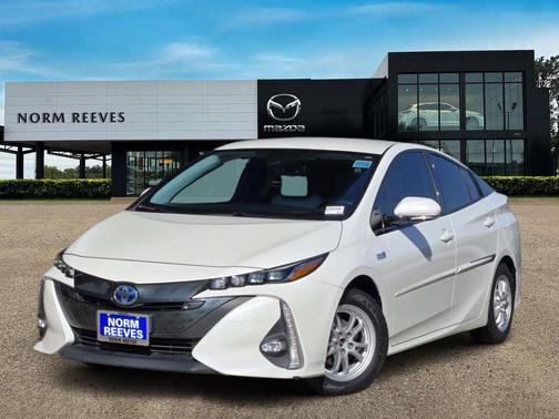 2018 Toyota Prius Prime Plus