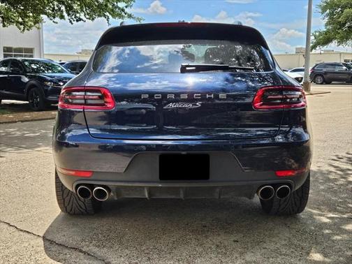 2017 Porsche Macan Base