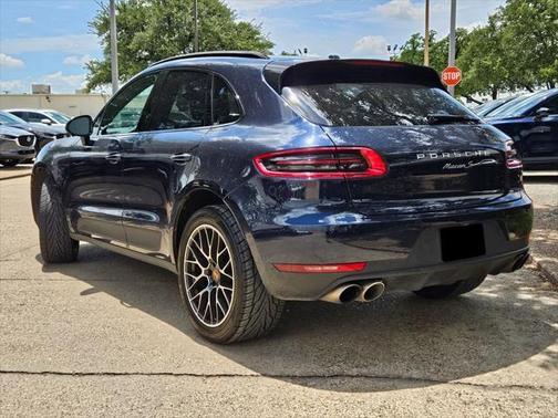 2017 Porsche Macan Base
