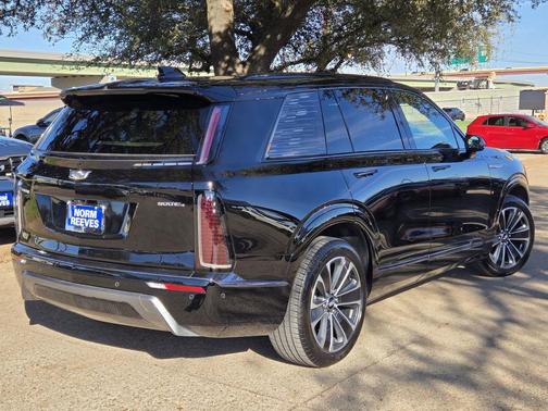 2026 Cadillac VISTIQ Sport