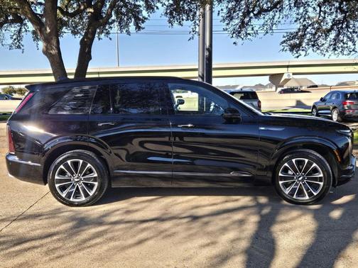 2026 Cadillac VISTIQ Sport