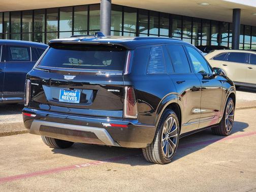 2026 Cadillac VISTIQ Sport