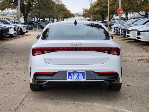 2024 Kia K5 EX