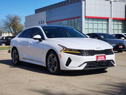 2024 Kia K5 EX