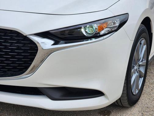 2026 Mazda Mazda3 FWD