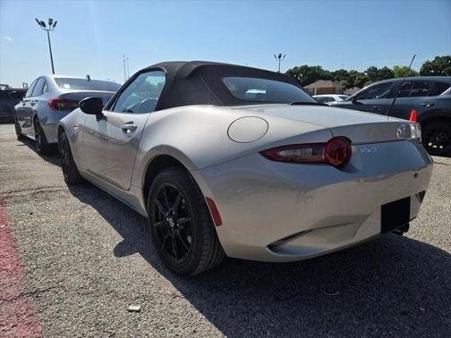2023 Mazda MX-5 Miata Sport
