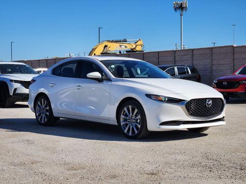 Snowflake White Pearl Mica 2026 Mazda Mazda3 FWD w/Preferred Package