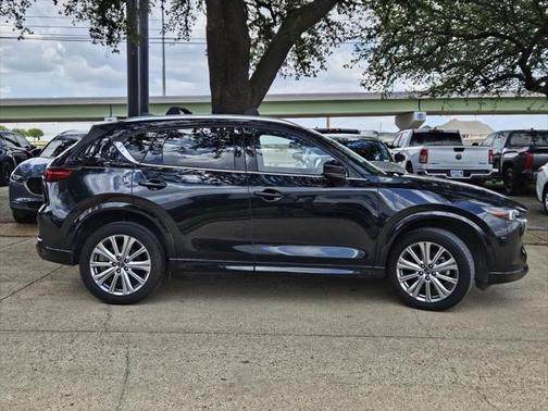 2022 Mazda CX-5 Signature