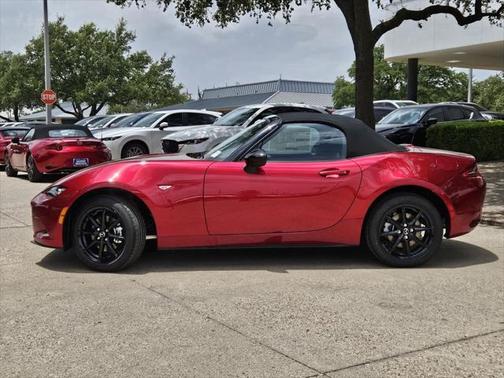 2025 Mazda MX-5 Miata Sport