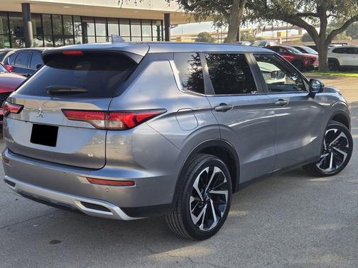 2024 Mitsubishi Outlander SE 2.5 2WD