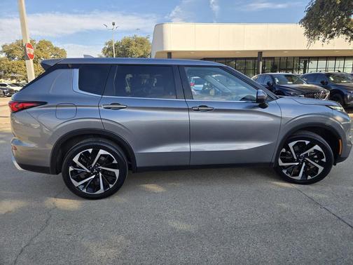 2024 Mitsubishi Outlander SE 2.5 2WD