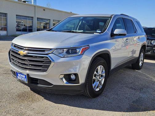 2018 Chevrolet Traverse LT Cloth