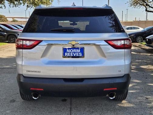2018 Chevrolet Traverse LT Cloth