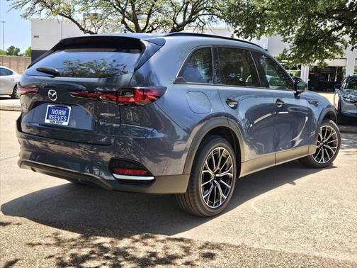 2025 Mazda CX-70 PHEV Premium Package