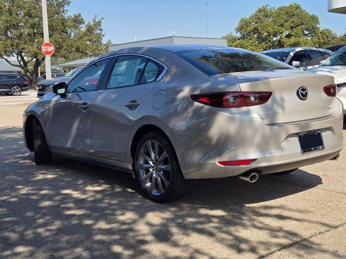 2025 Mazda Mazda3 FWD w/Preferred Package