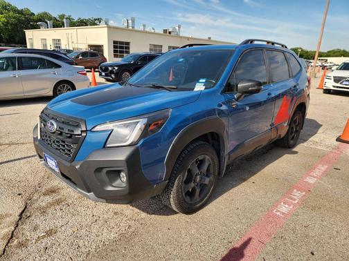 Geyser Blue 2022 Subaru Forester Wilderness