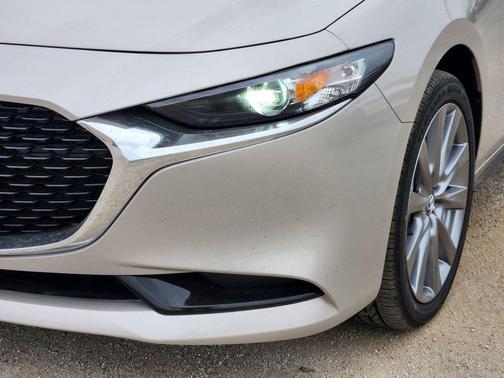 2026 Mazda Mazda3 FWD w/Preferred Package