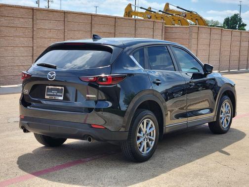 2023 Mazda CX-5 2.5 S Preferred Package