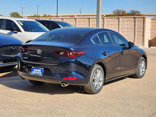 2026 Mazda Mazda3 FWD