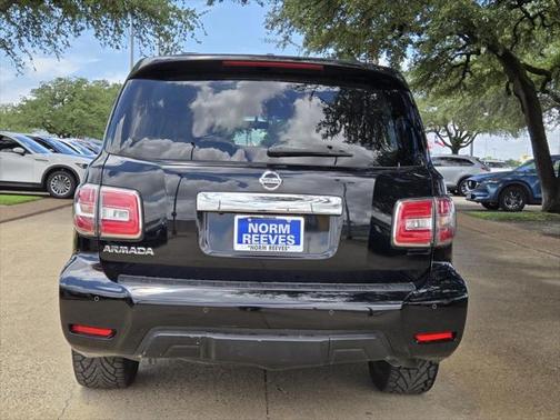 2017 Nissan Armada SV