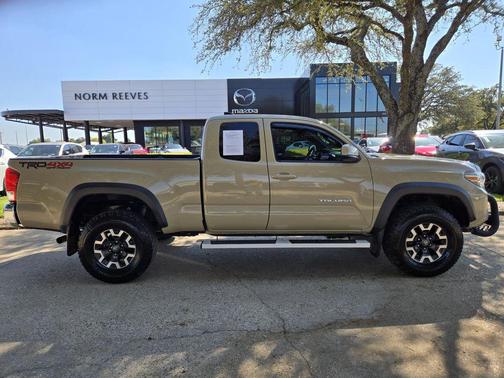 2017 Toyota Tacoma TRD Sport