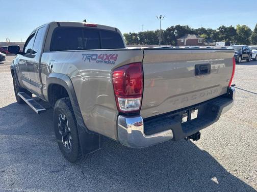 2017 Toyota Tacoma TRD Sport