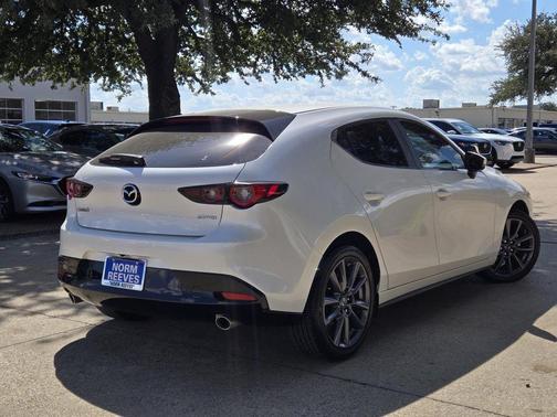 2023 Mazda Mazda3 FWD w/Preferred Package