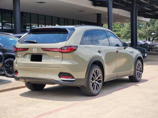 2025 Mazda CX-70 PHEV Premium Package