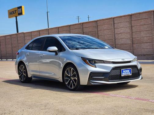 Classic Silver Metallic 2020 Toyota Corolla SE