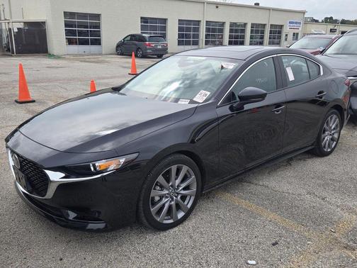 2025 Mazda Mazda3 FWD w/Preferred Package