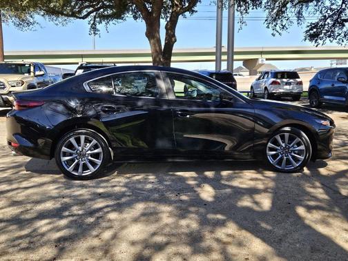 2025 Mazda Mazda3 FWD w/Preferred Package