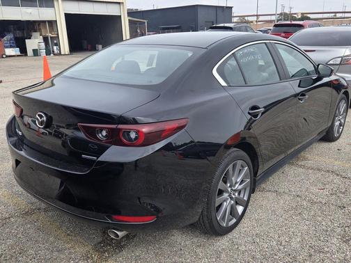 2025 Mazda Mazda3 FWD w/Preferred Package