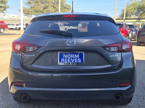2018 Mazda Mazda3 Sport