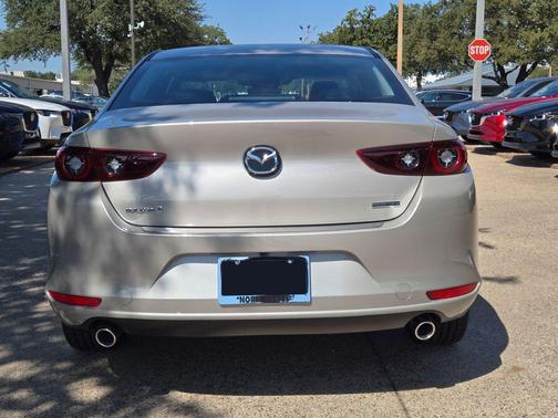 2025 Mazda Mazda3 FWD w/Preferred Package