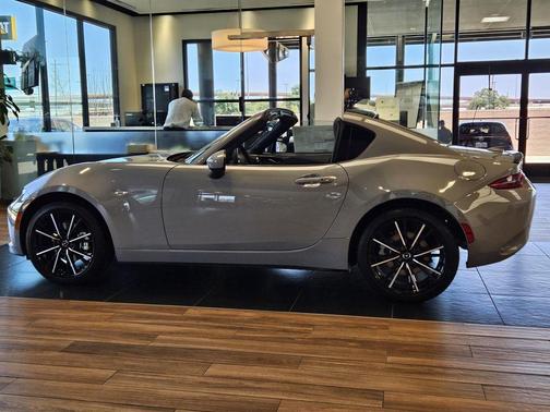 2025 Mazda MX-5 Miata RF Grand Touring