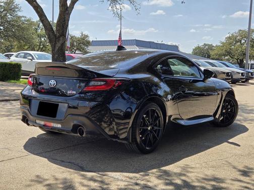 2023 Toyota GR86 Premium