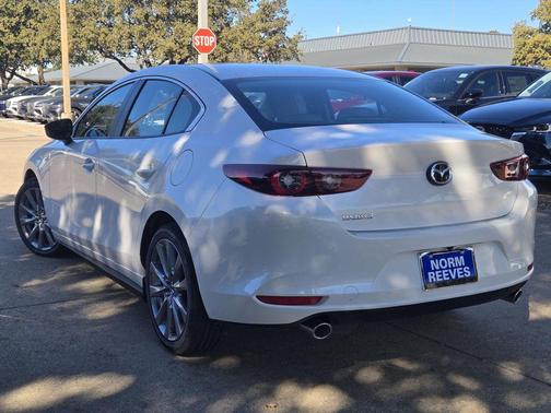 2026 Mazda Mazda3 FWD w/Preferred Package