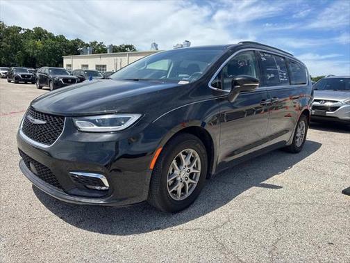 2021 Chrysler Pacifica Touring