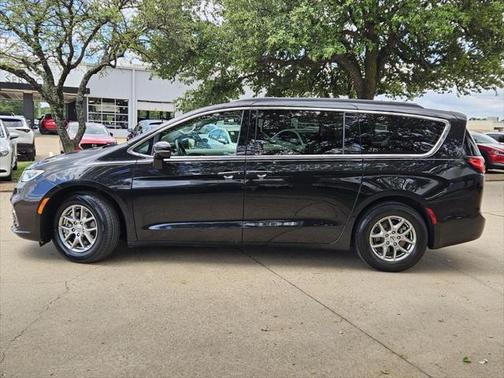 2021 Chrysler Pacifica Touring