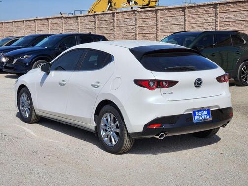 2026 Mazda Mazda3 FWD