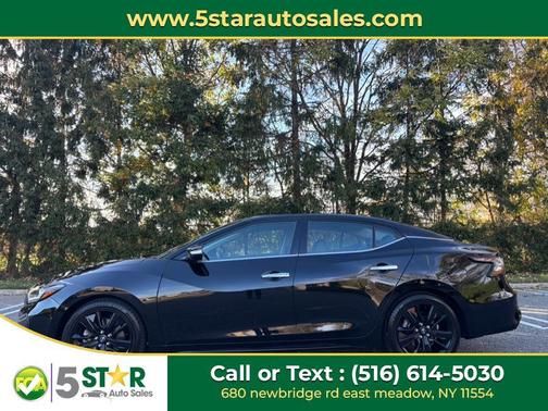 2023 Nissan Maxima SV