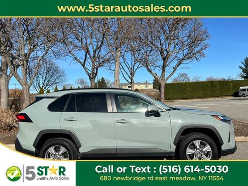 2023 Toyota RAV4 XLE