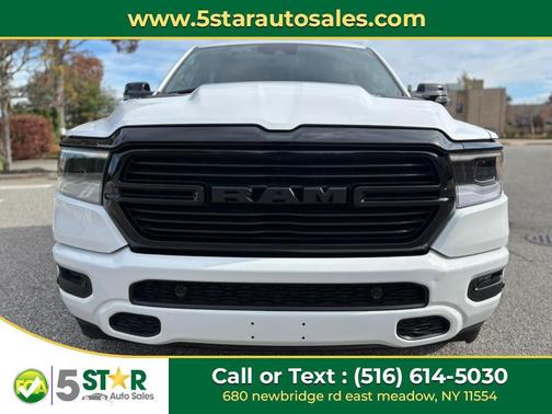 Bright White Clearcoat 2023 RAM 1500 Laramie