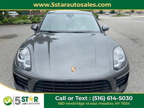 GRAY 2018 Porsche Macan Macan