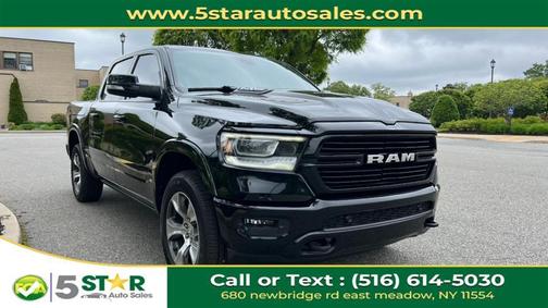 Diamond Black Crystal Pearlcoat 2020 RAM 1500 Laramie