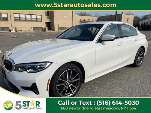 2022 BMW 330 i xDrive