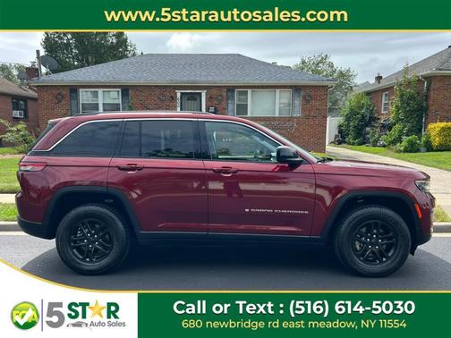 Velvet Red Pearlcoat 2022 Jeep Grand Cherokee Laredo
